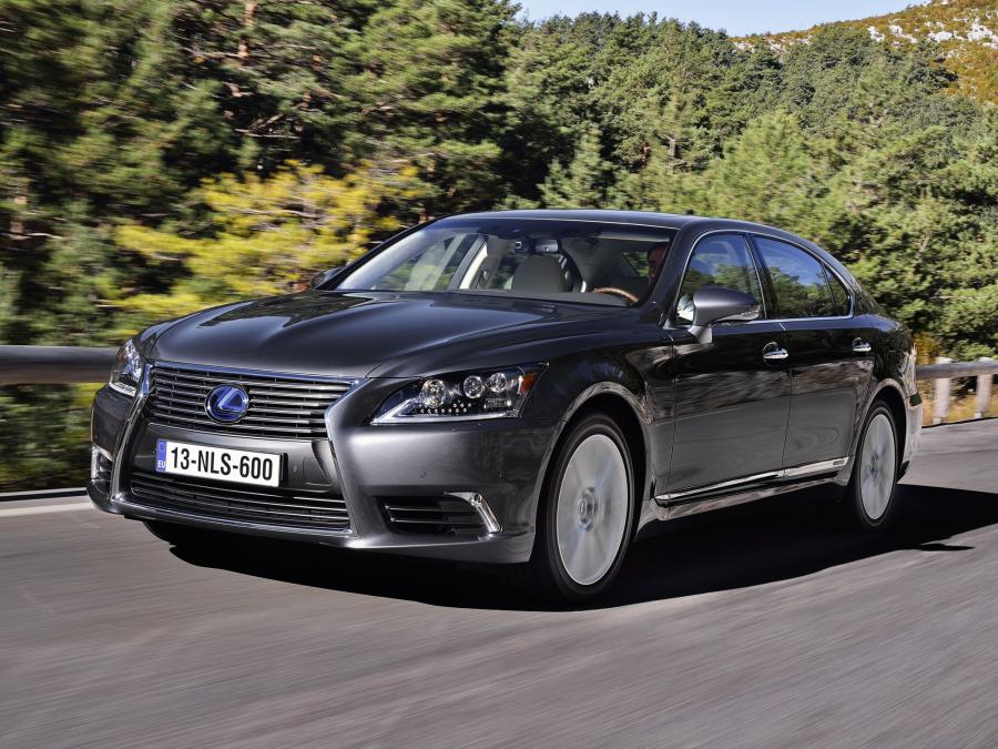  Lexus LS600h L 2012 года  (EU) (фото 7 из 13)